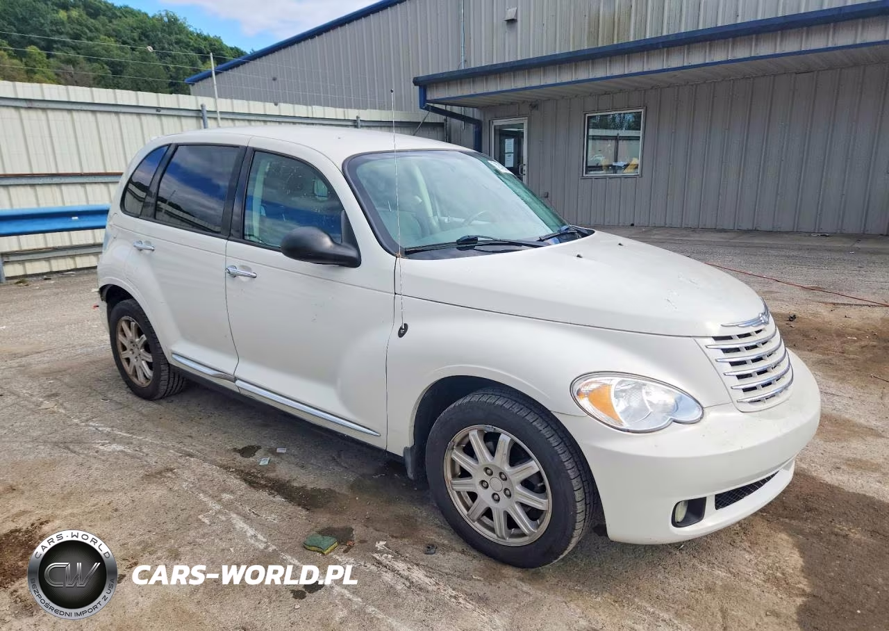 2010 Chrysler Pt Cruiser VIN:3A4GY5F97AT219644 - 4
