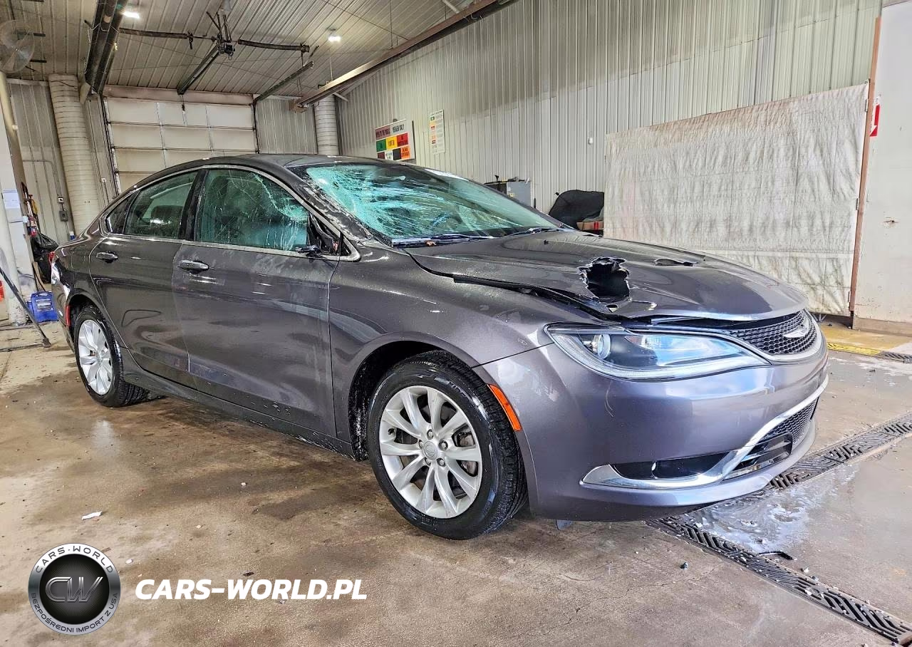 2015 Chrysler 200 C VIN:1C3CCCCB9FN735398 - 4