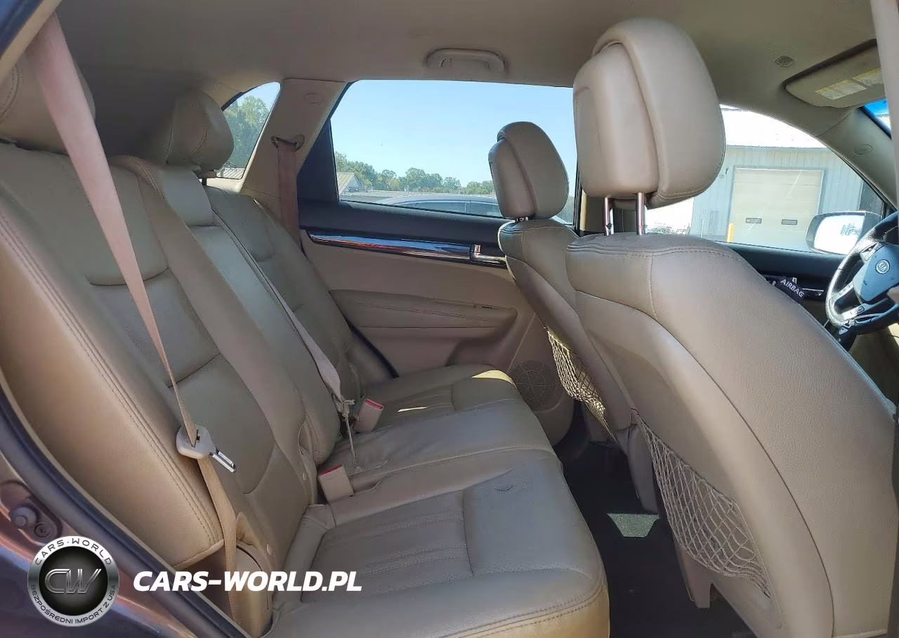 2013 Kia Sorento VIN:5XYKUCA68DG409381 - 11