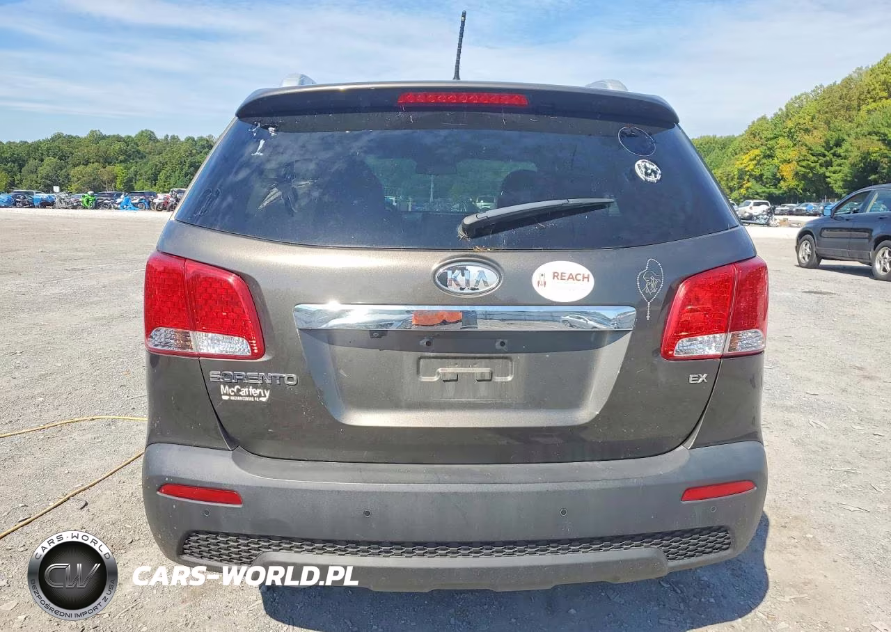 2013 Kia Sorento VIN:5XYKUCA68DG409381 - 6