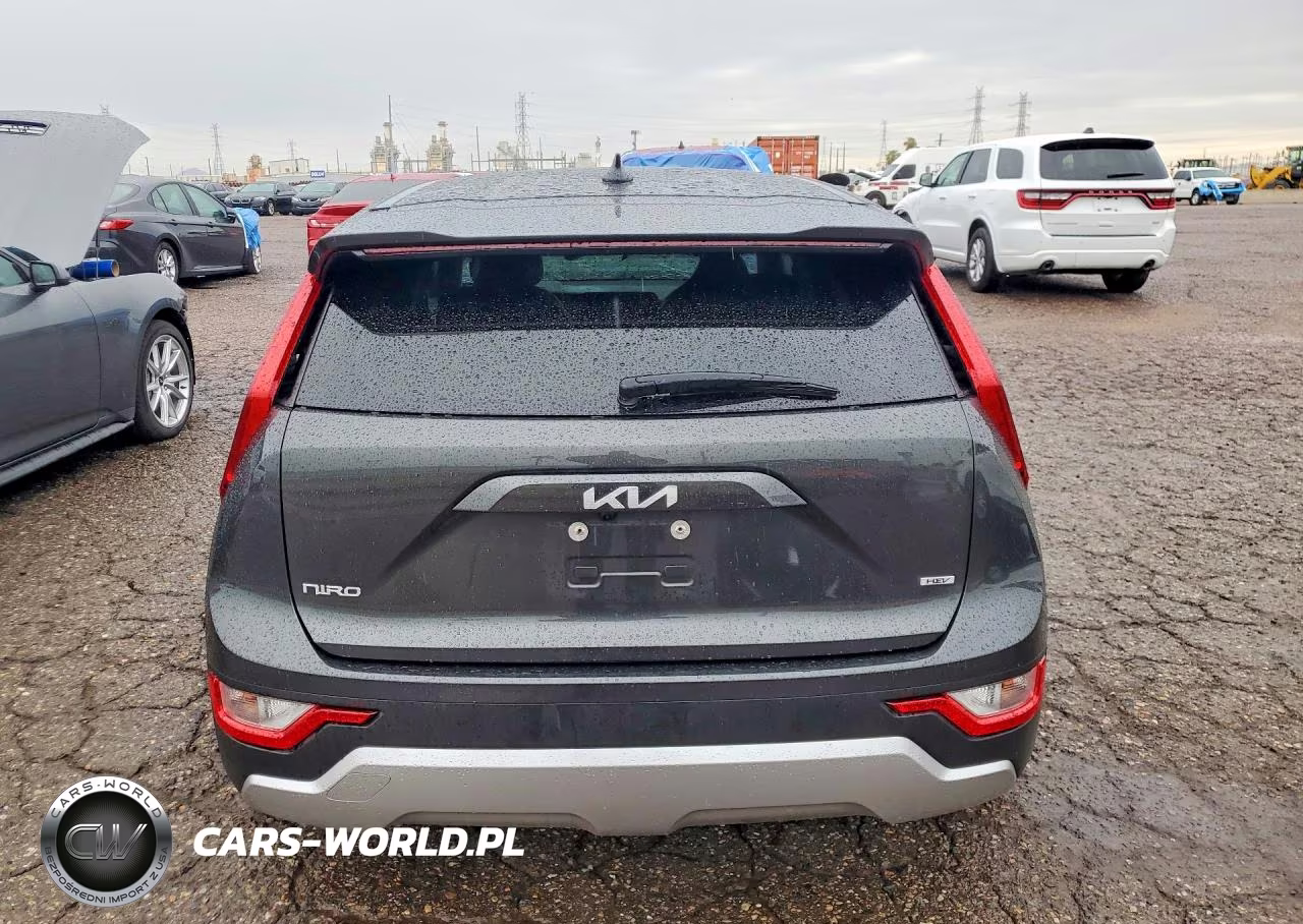 2026 Kia Niro Lx VIN:KNDCP3LE5T5343122 - 6
