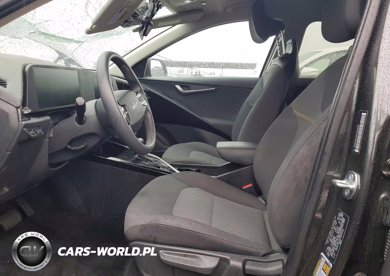 2026 Kia Niro Lx VIN:KNDCP3LE5T5343122 - 7