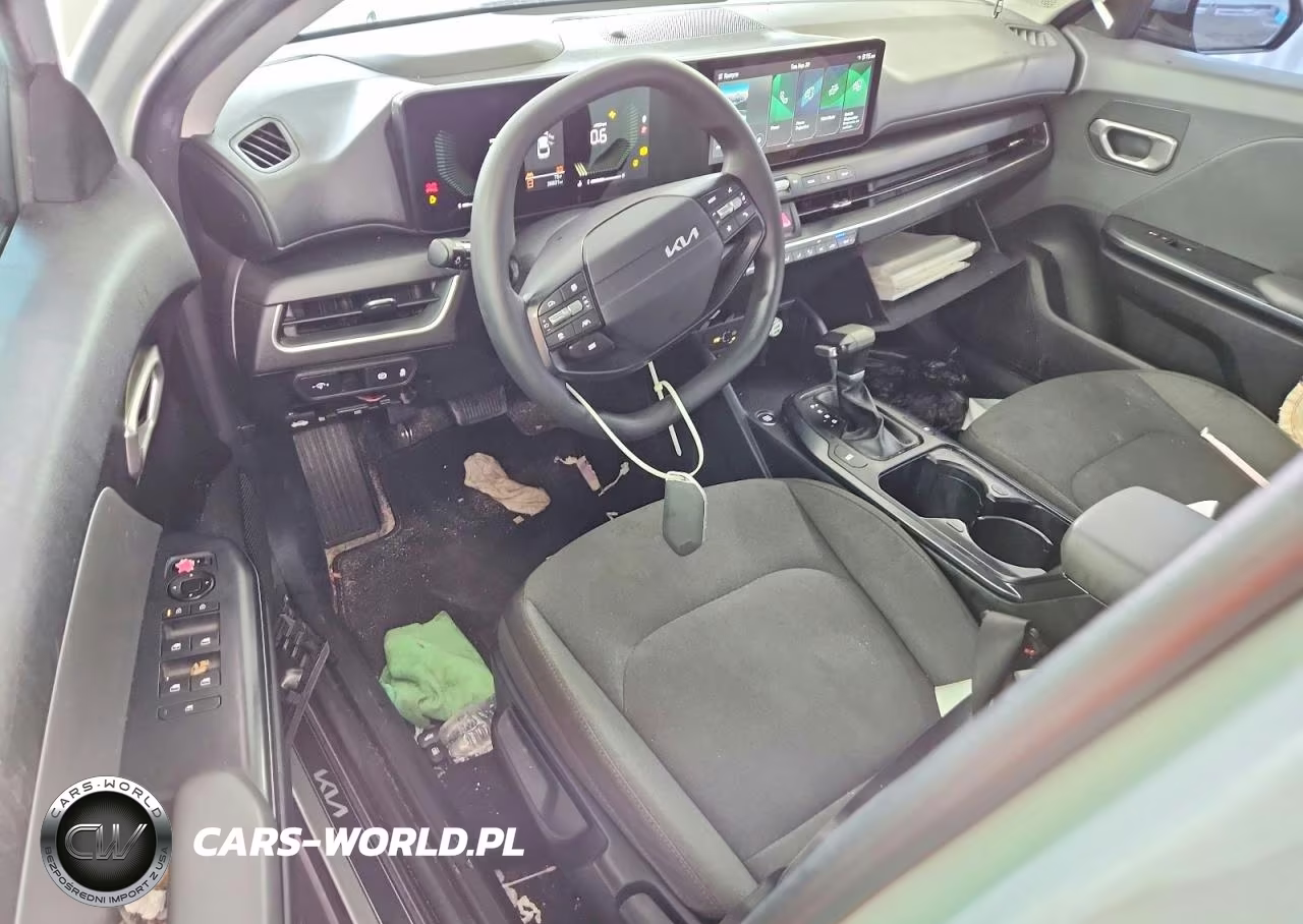 2025 Kia K4 Lxs VIN:3KPFT4DEXSE168821 - 8