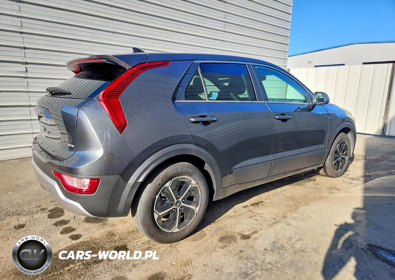 2026 Kia Niro Lx VIN:KNDCP3LE0T5331279 - 3