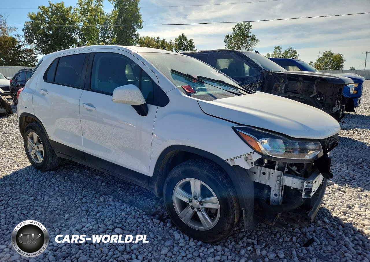 2022 Chevrolet Trax Ls VIN:KL7CJNSM7NB527713 - 4