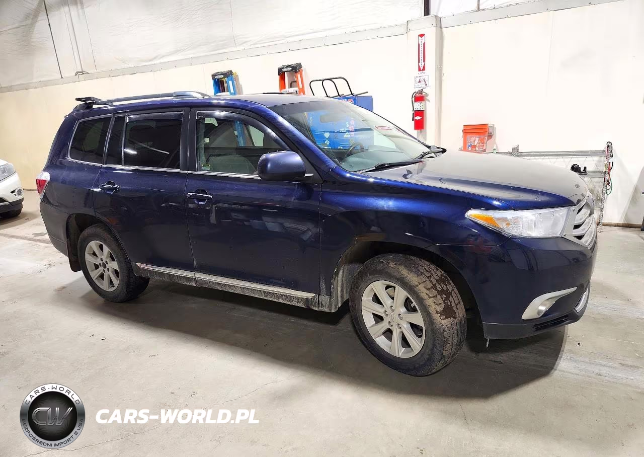 2013 Toyota Highlander Plus VIN:5TDBK3EHXDS222549 - 4