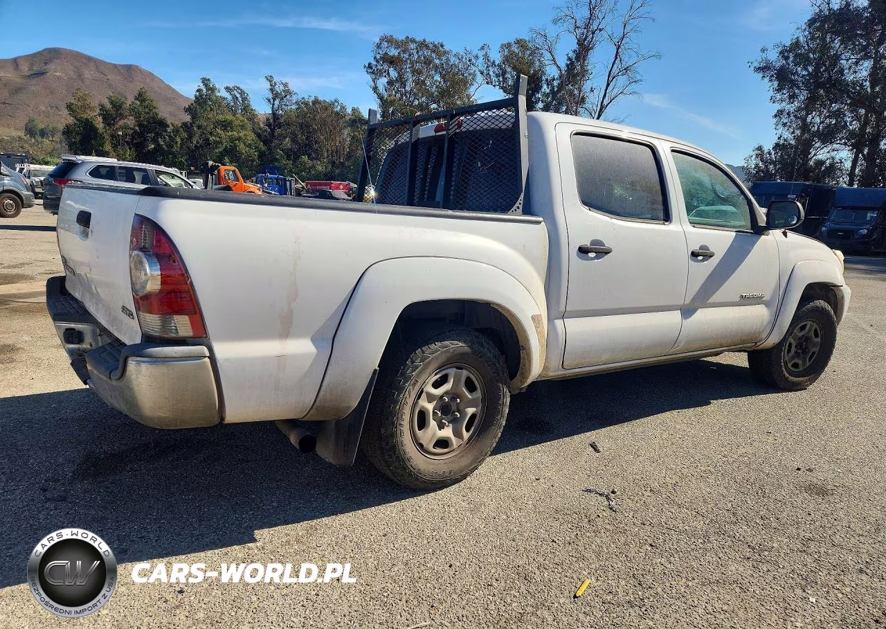 2013 Toyota Tacoma Double Cab VIN:5TFJX4CN4DX029061 - 3