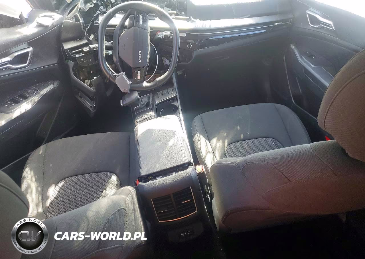 2026 Kia Sportage Lx VIN:5XYK23DF0TG415997 - 8