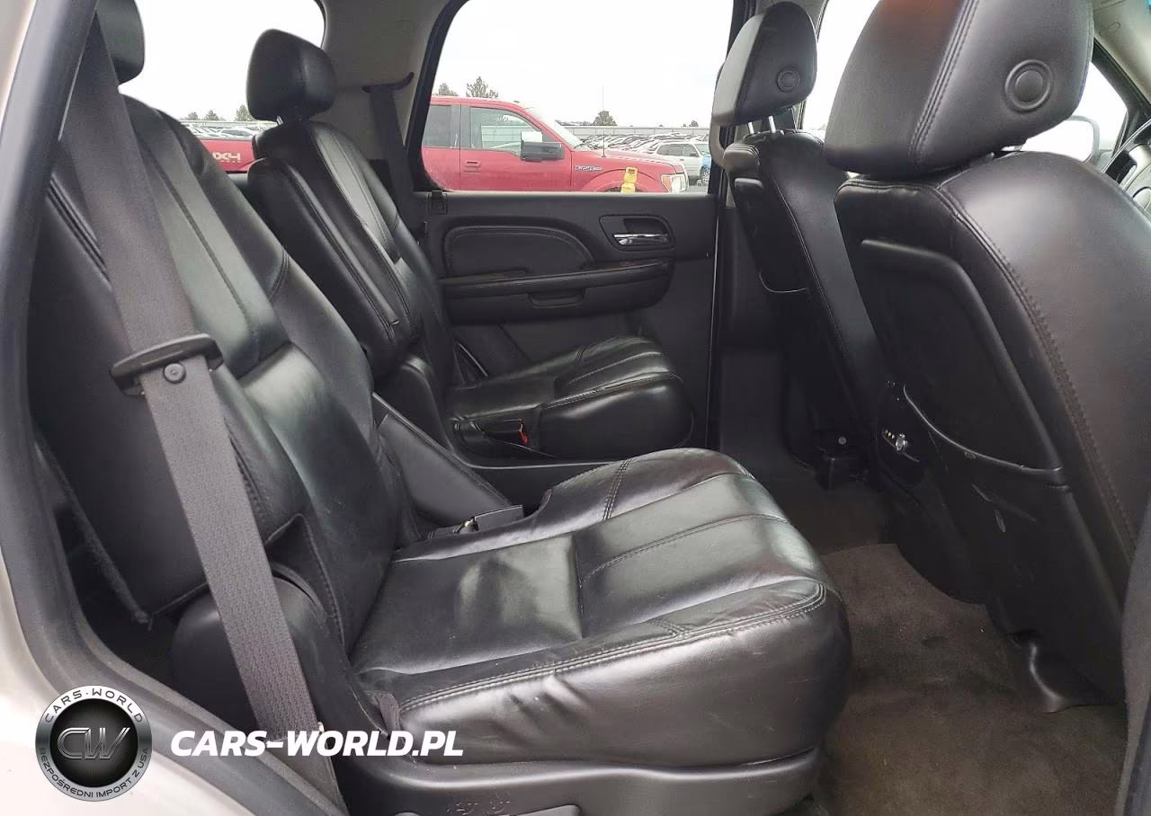 2007 GMC Yukon Denali VIN:1GKFK63847J261794 - 11