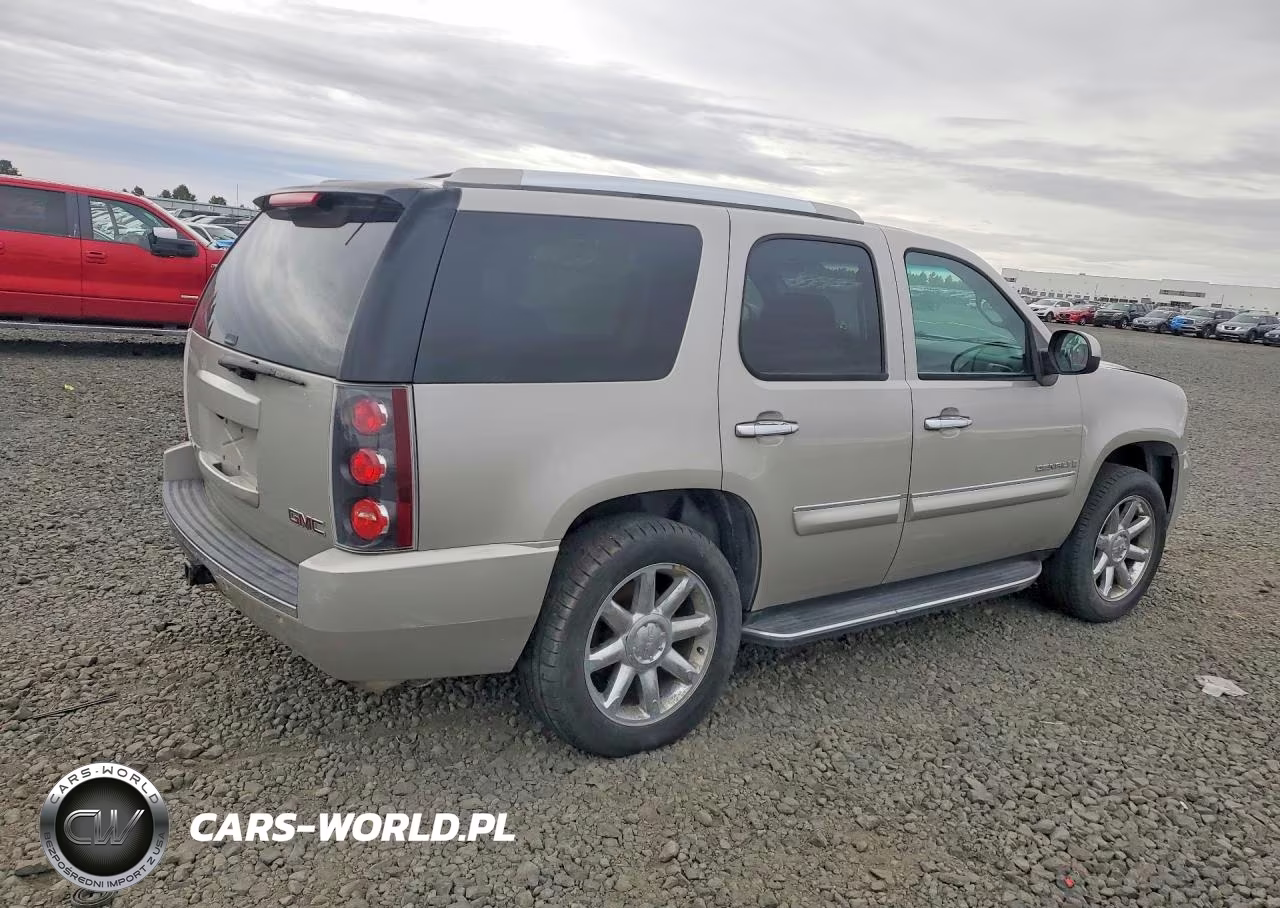 2007 GMC Yukon Denali VIN:1GKFK63847J261794 - 3