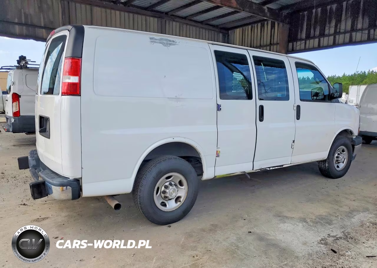 2020 Chevrolet Express G2500 VIN:1GCWGAFG1L1183679 - 3
