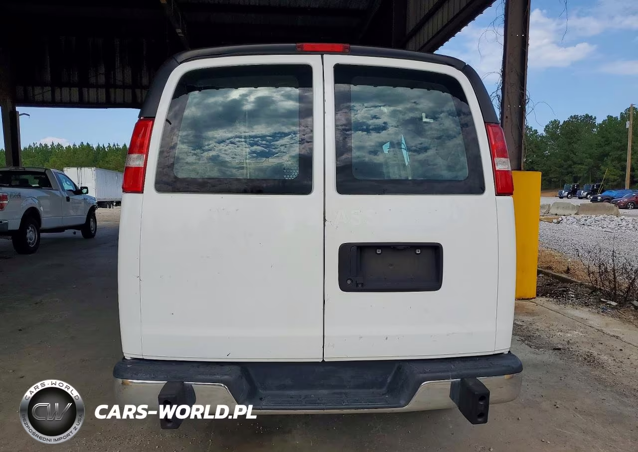 2020 Chevrolet Express G2500 VIN:1GCWGAFG1L1183679 - 6