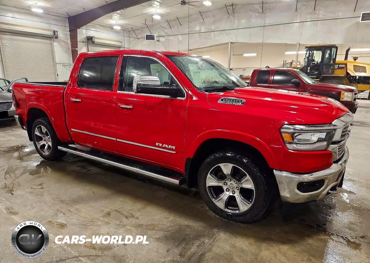 2019 Ram 1500 Laramie VIN:1C6SRFJT7KN521661 - 4