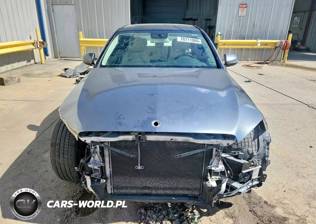 2017 Mercedes-Benz C 300 VIN:55SWF4JB8HU204640 - 5