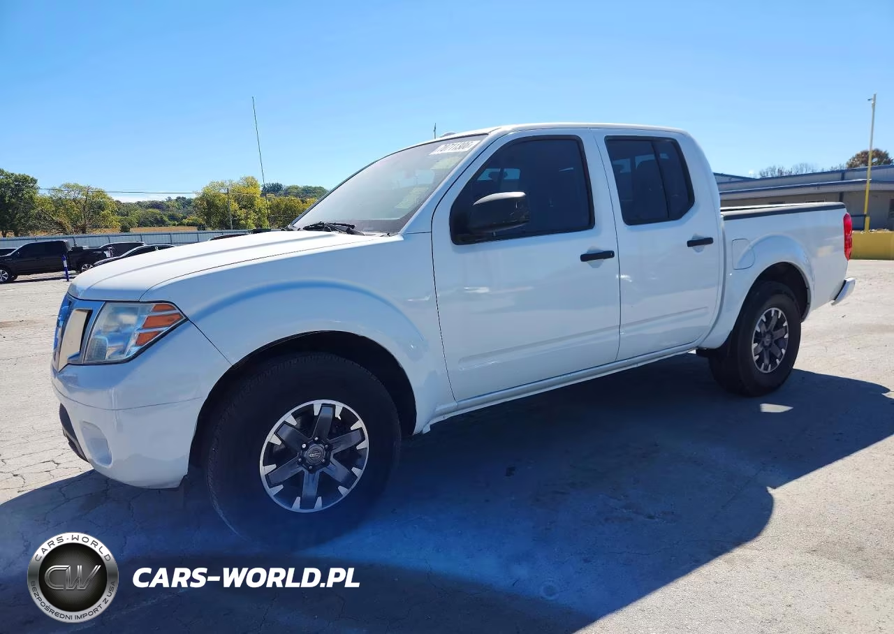 2017 Nissan Frontier Desert Runner