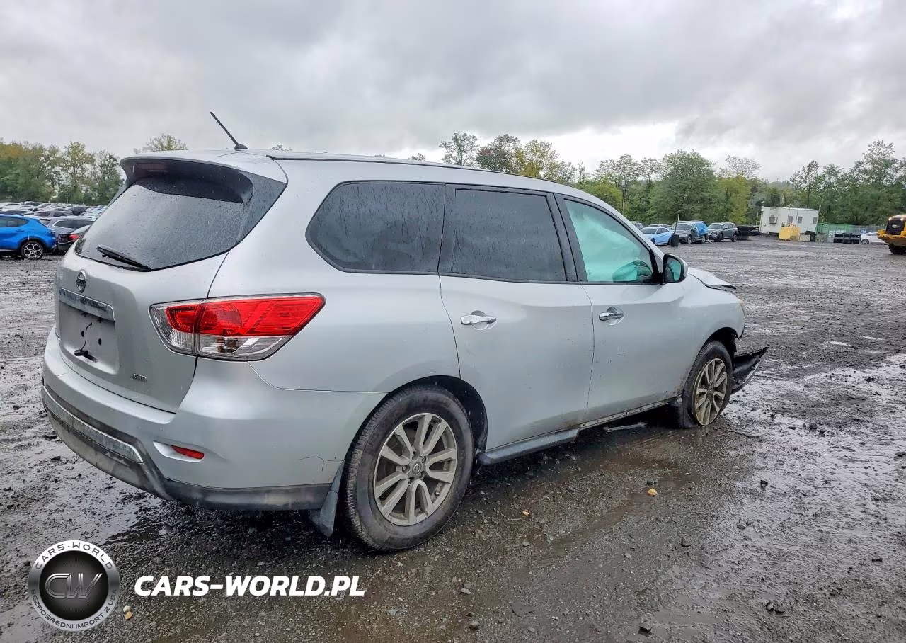 2014 Nissan Pathfinder S VIN:5N1AR2MM0EC613658 - 3