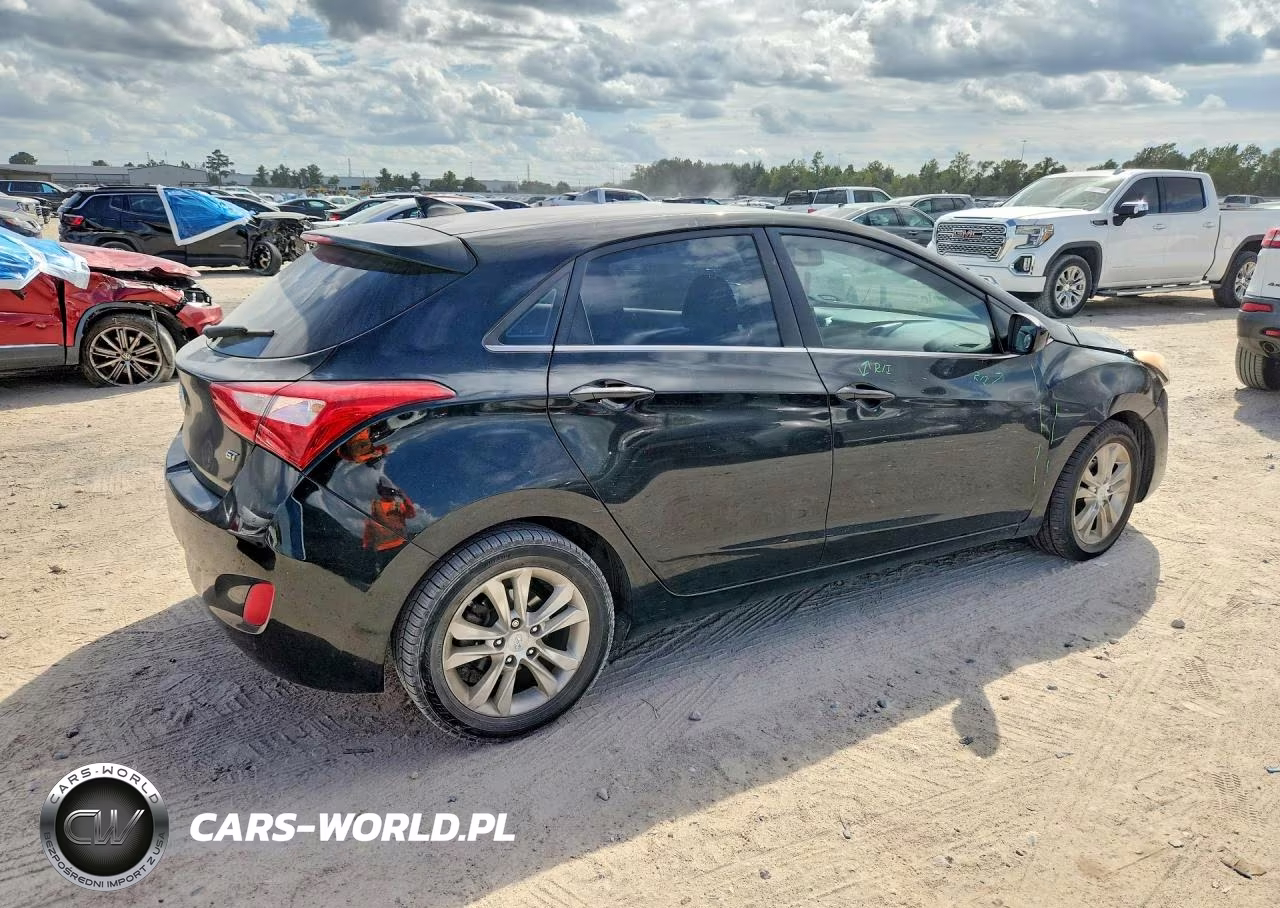 2013 Hyundai Elantra Gt Base VIN:KMHD35LE4DU082712 - 3