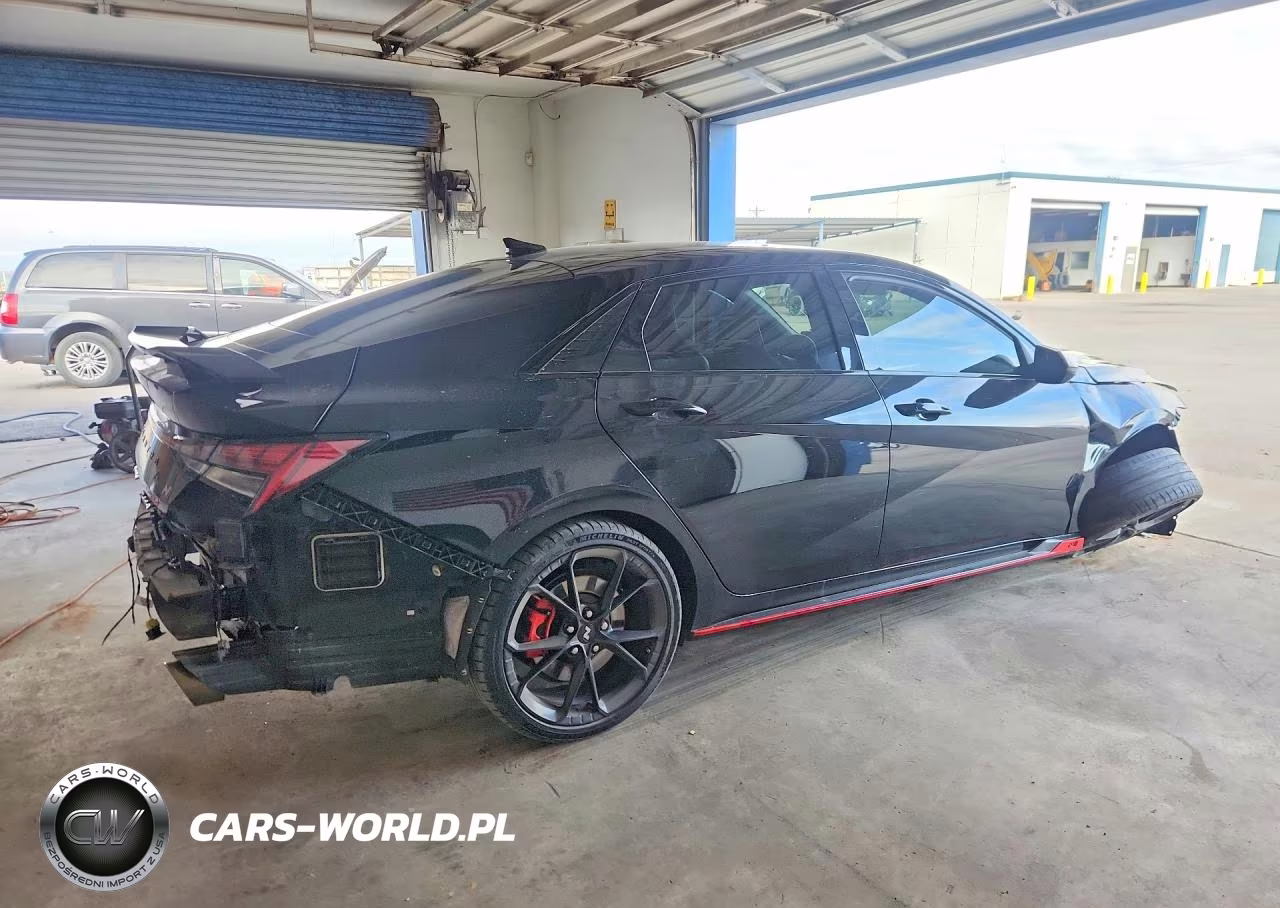2025 Hyundai Elantra N Base VIN:KMHLW4DKXSU030676 - 3