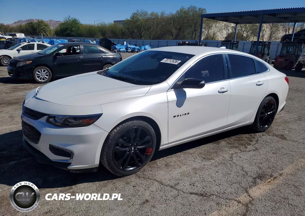 2018 Chevrolet Malibu Lt VIN:1G1ZD5STXJF212136 - 1