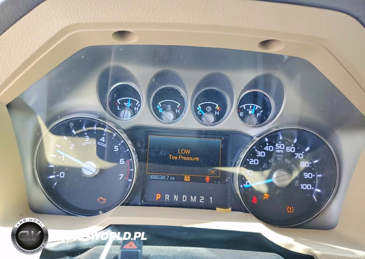 2016 Ford F250 Super Duty VIN:1FT7X2B60GEB22877 - 9