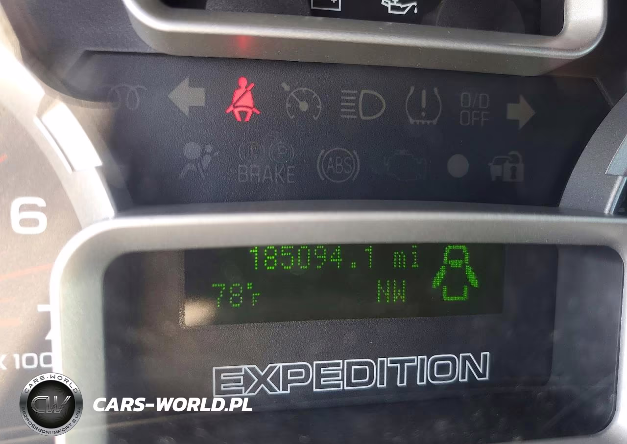 2008 Ford Expedition Xlt VIN:1FMFU16508LA79585 - 9