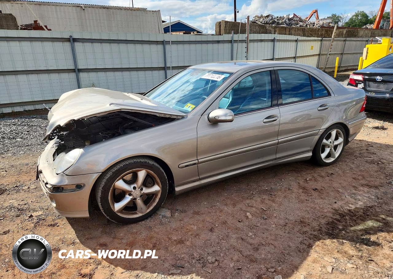 2005 Mercedes-Benz C 230K Sport Sedan VIN:WDBRF40J55F592360 - 1