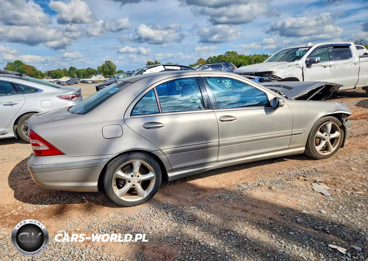 2005 Mercedes-Benz C 230K Sport Sedan VIN:WDBRF40J55F592360 - 3