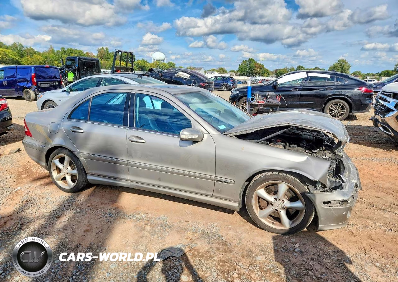 2005 Mercedes-Benz C 230K Sport Sedan VIN:WDBRF40J55F592360 - 4