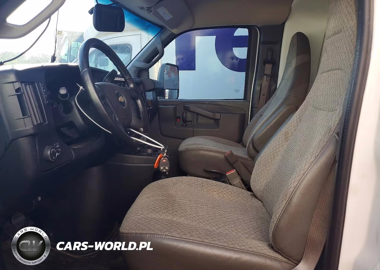 2020 Chevrolet Express Delivery Truck VIN:1HA6GVCG9LN001050 - 7