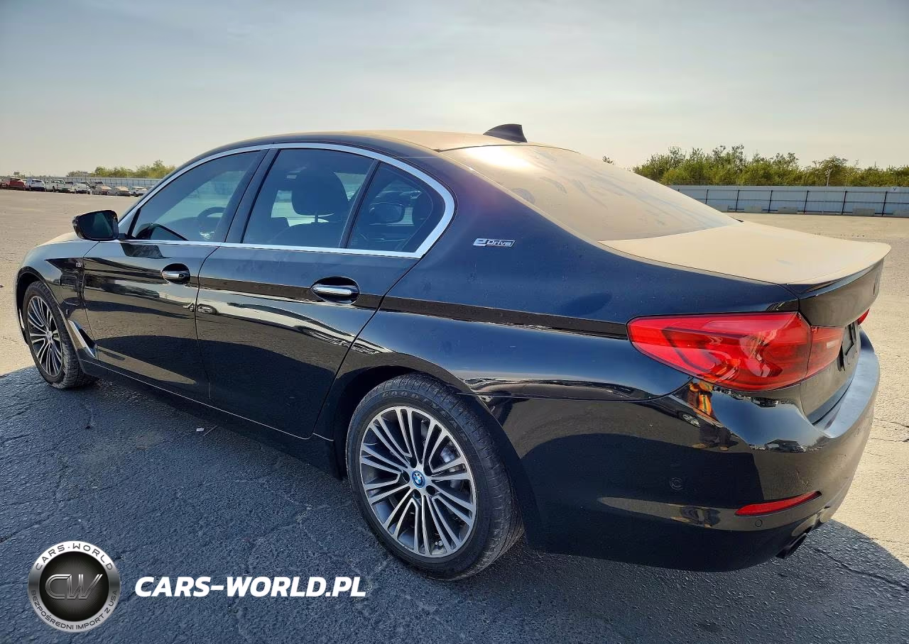 2018 BMW 530E VIN:WBAJA9C50JB034620 - 2