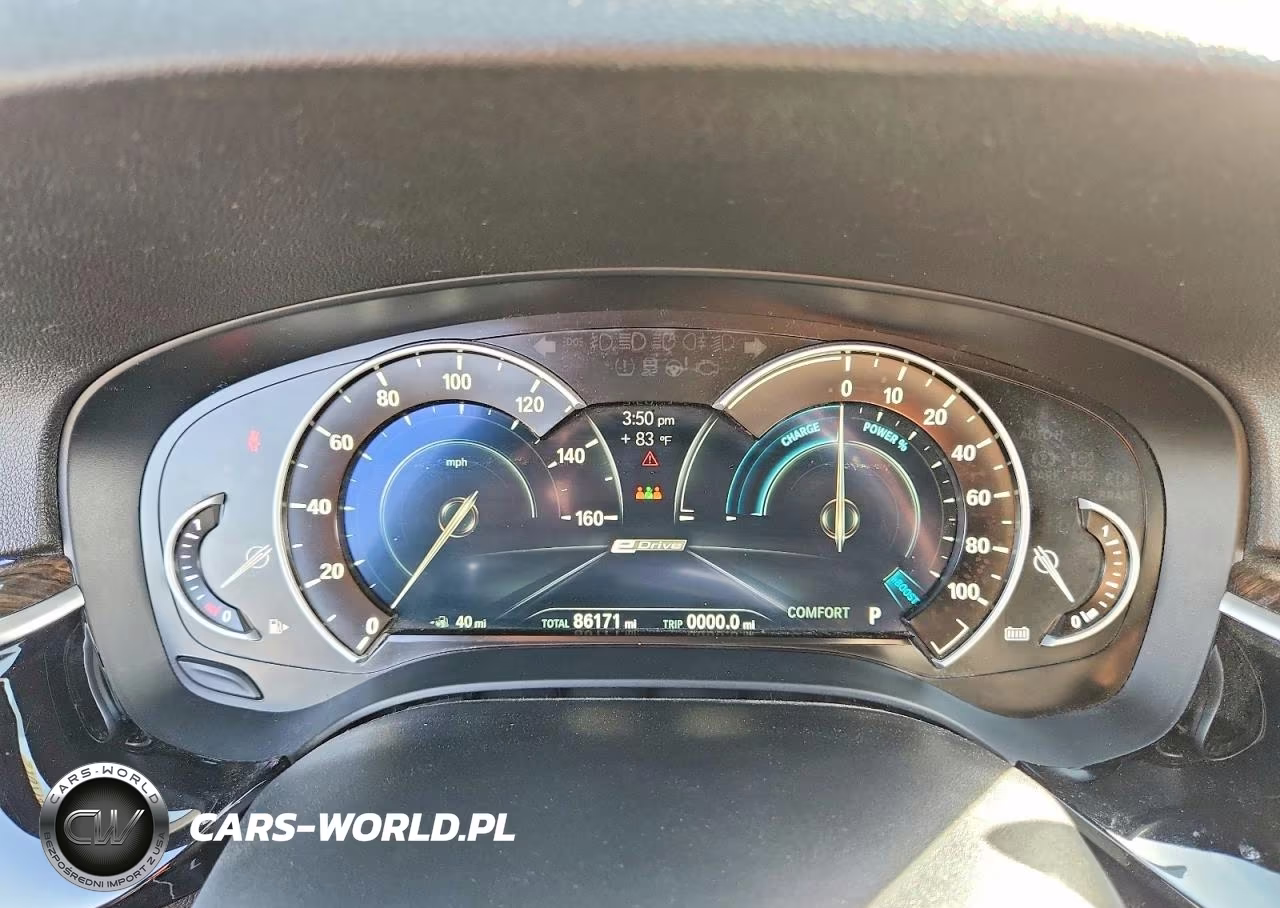 2018 BMW 530E VIN:WBAJA9C50JB034620 - 9