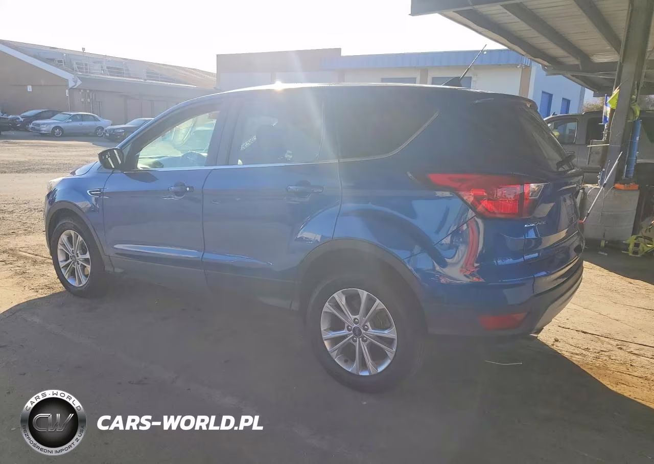 2019 Ford Escape Se VIN:1FMCU0GD1KUB10573 - 2