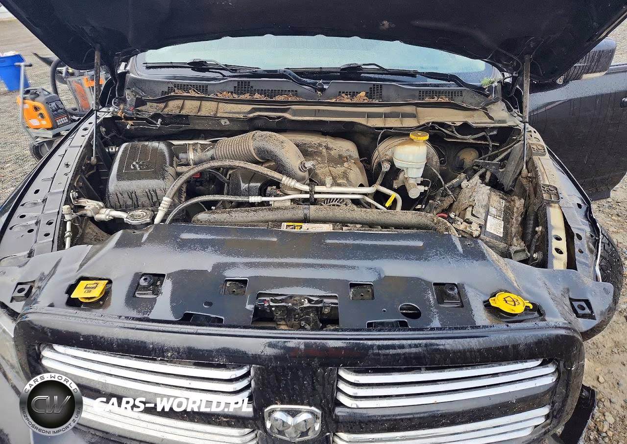 2017 Ram 1500 Sport VIN:1C6RR7MT7HS857515 - 11