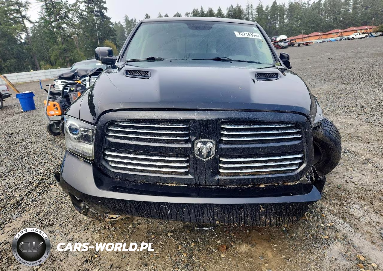 2017 Ram 1500 Sport VIN:1C6RR7MT7HS857515 - 5