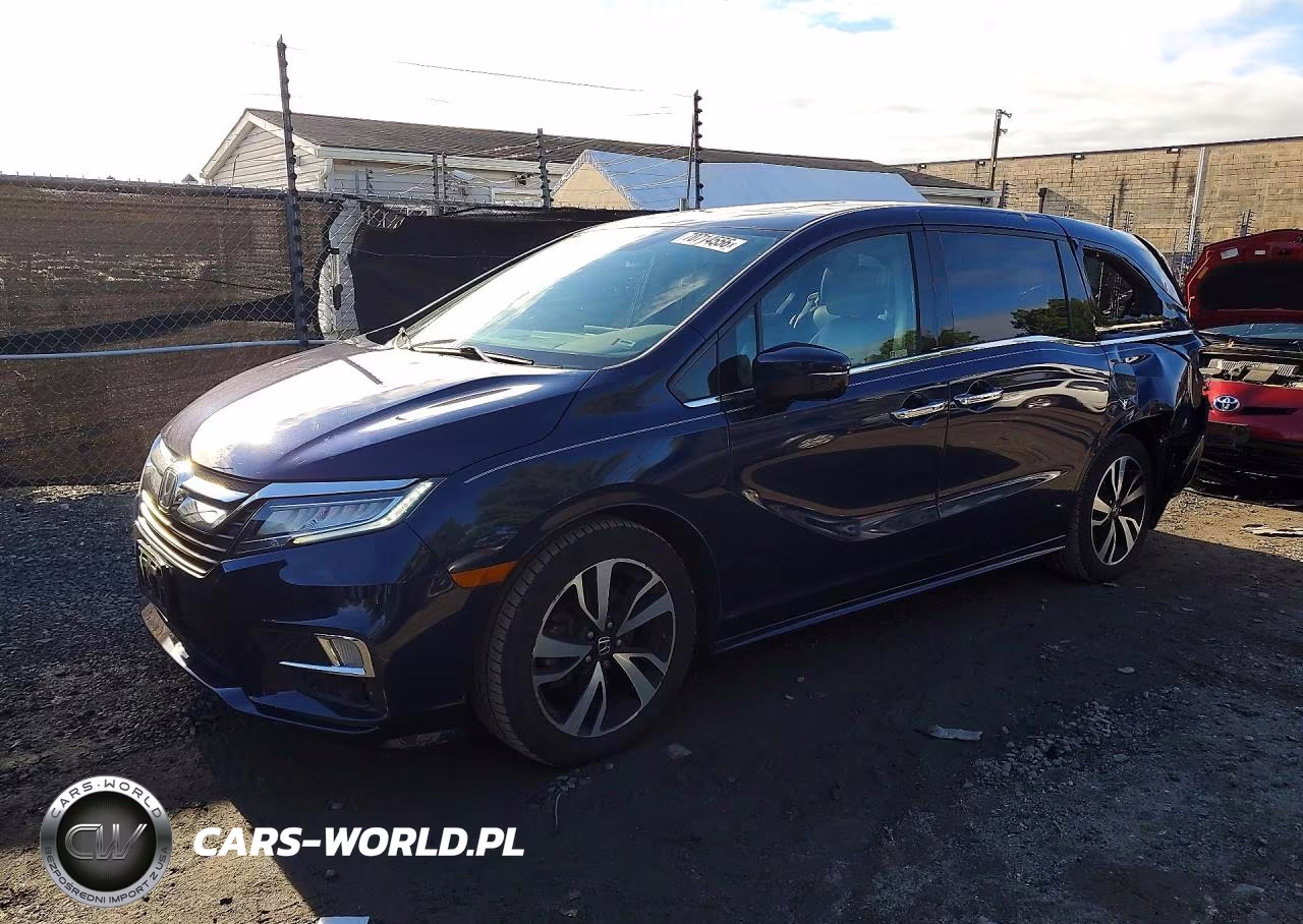 2018 Honda Odyssey Elite VIN:5FNRL6H92JB069988 - 1