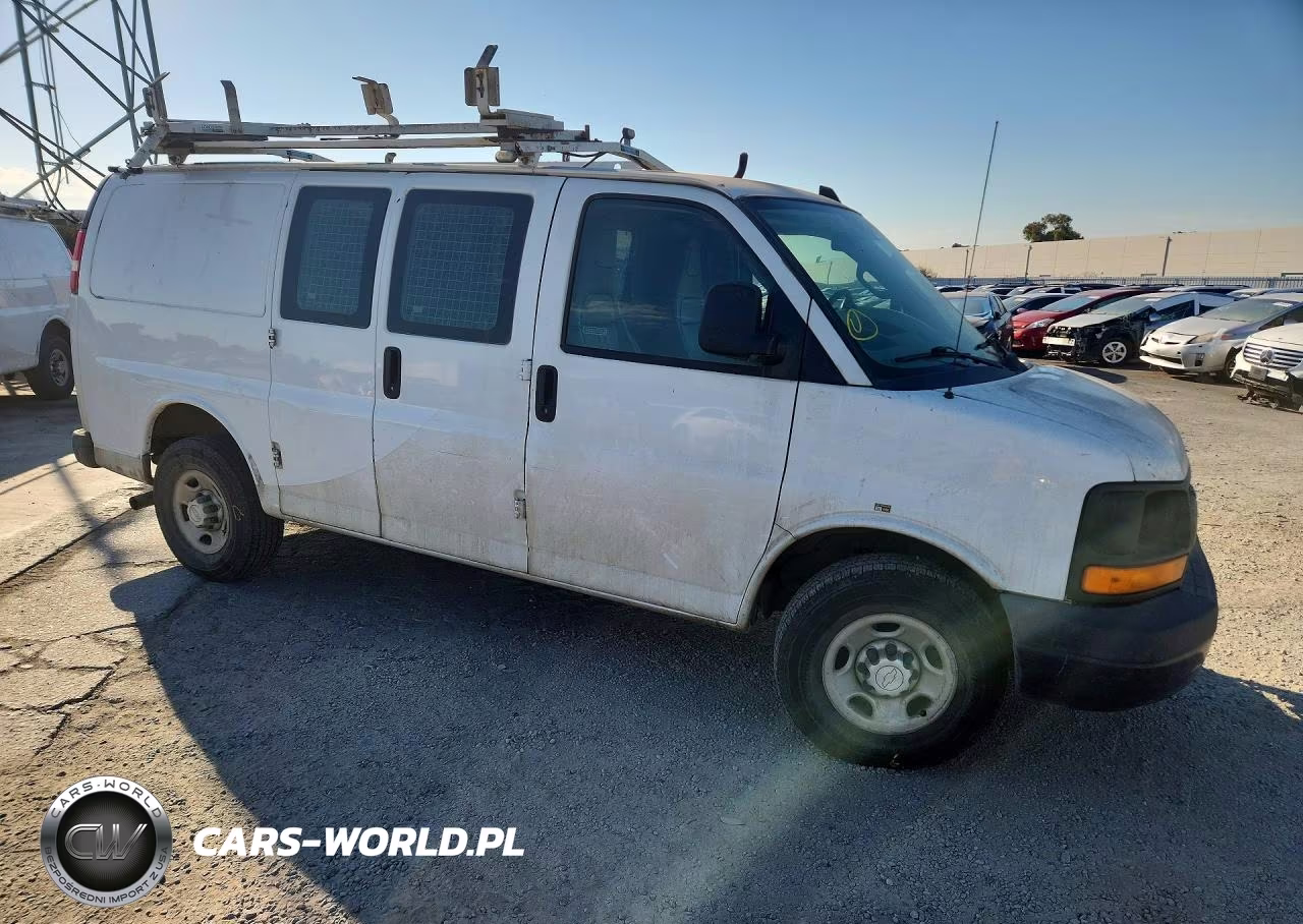 2016 Chevrolet Express VIN:1GCWGAFF1G1234384 - 4