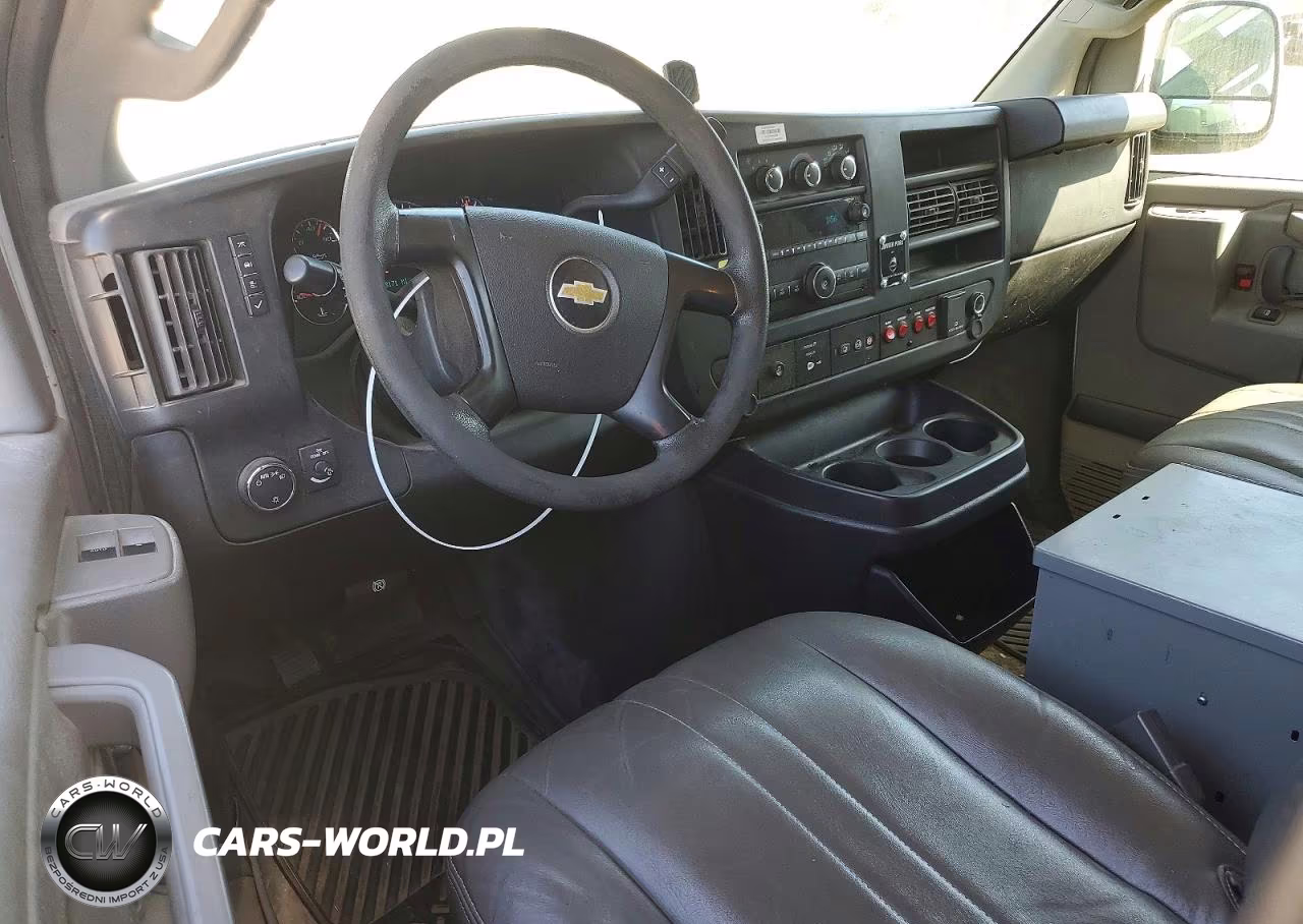 2016 Chevrolet Express VIN:1GCWGAFF1G1234384 - 8