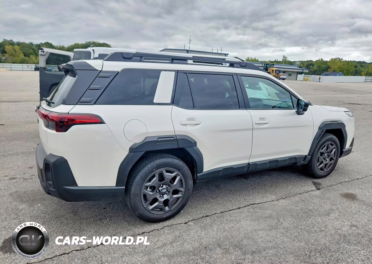 2026 Subaru Outback Premium VIN:JF2BUPADXTY546125 - 3