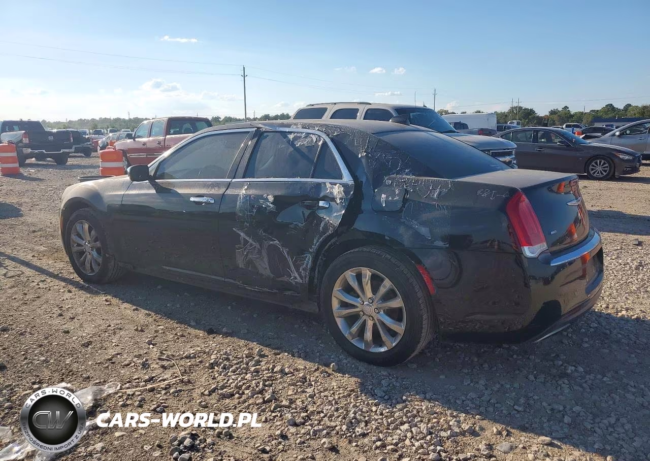 2018 Chrysler 300 Limited VIN:2C3CCAKG5JH165239 - 2