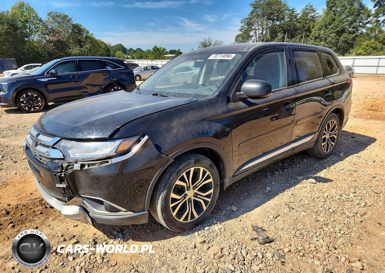 2017 Mitsubishi Outlander Es – zdjęcie 1 z 13