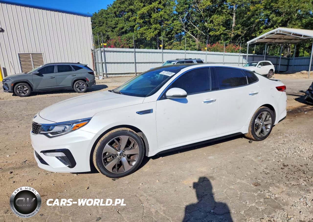 2019 Kia Optima S VIN:5XXGT4L3XKG322682 - 1