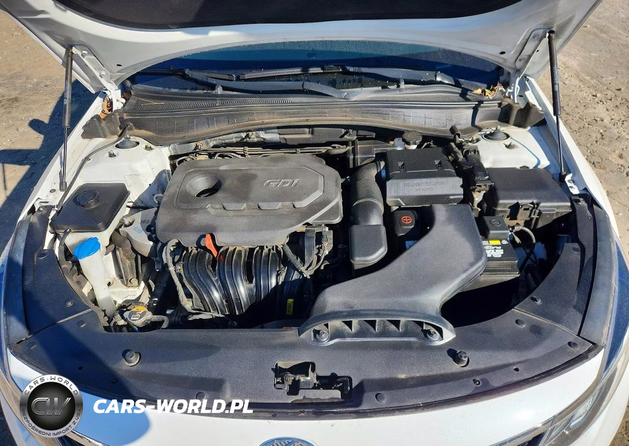 2019 Kia Optima S VIN:5XXGT4L3XKG322682 - 11