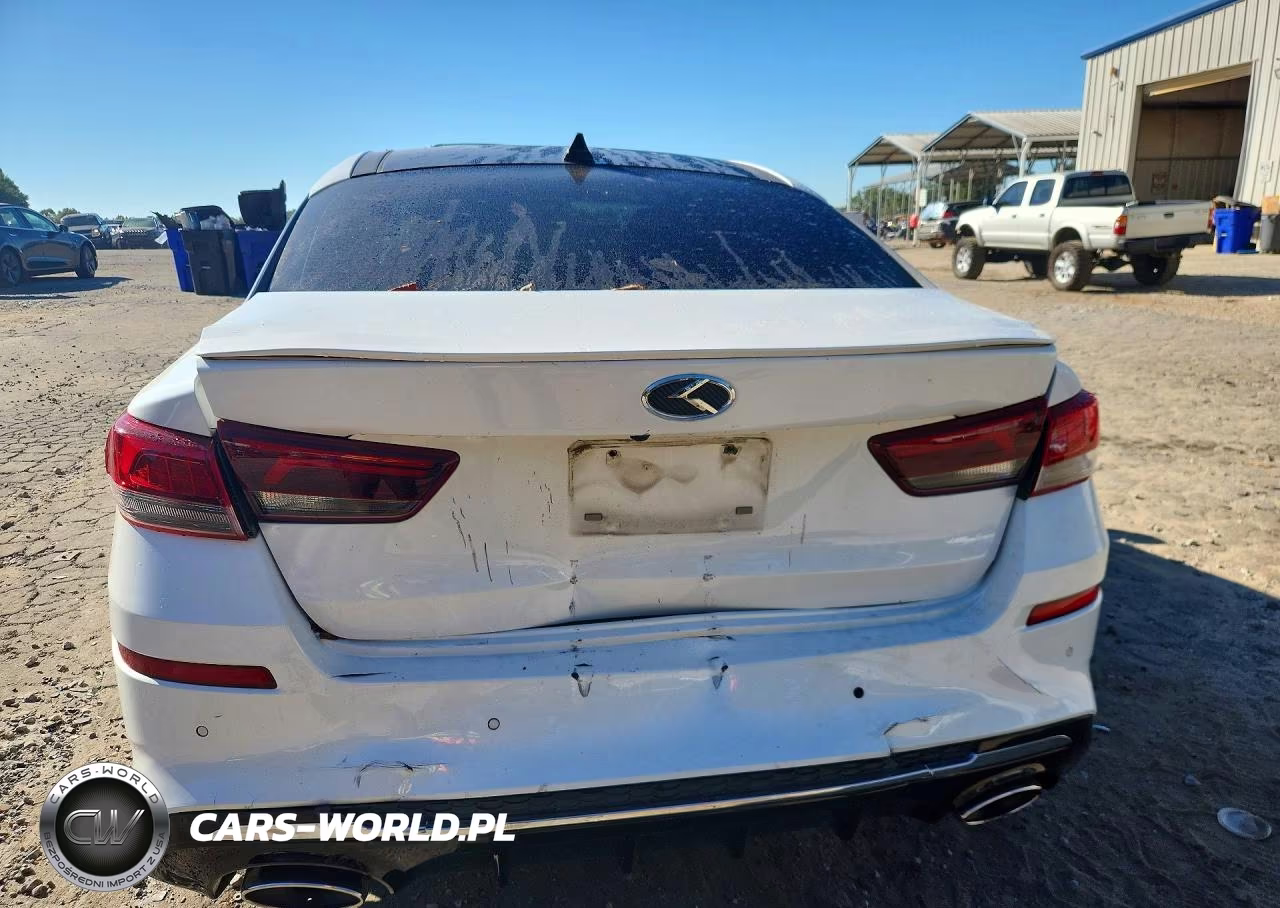2019 Kia Optima S VIN:5XXGT4L3XKG322682 - 6