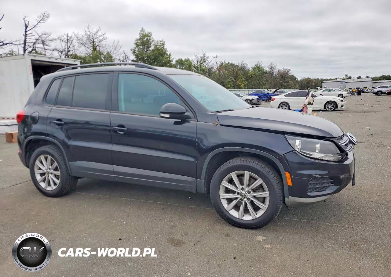 2018 Volkswagen Tiguan Limited VIN:WVGBV7AX3JK003359 - 4