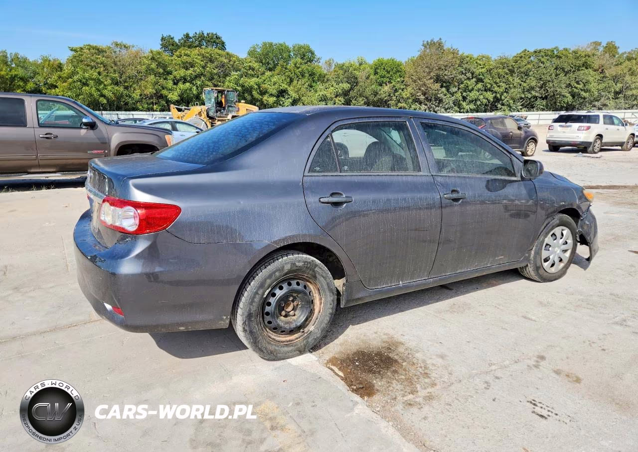 2013 Toyota Corolla L VIN:5YFBU4EE9DP138897 - 3