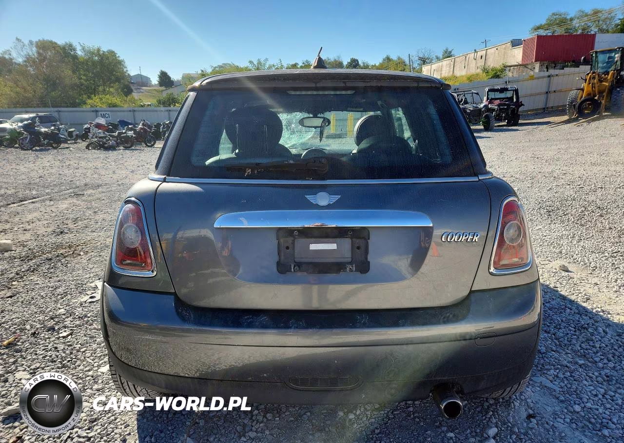 2010 Mini Cooper VIN:WMWMF3C50ATU79008 - 6