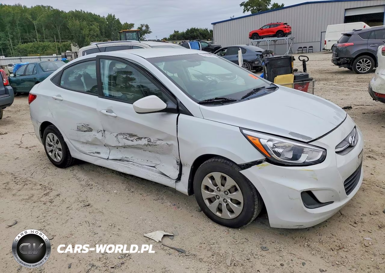 2017 Hyundai Accent Se VIN:KMHCT4AE0HU376011 - 4