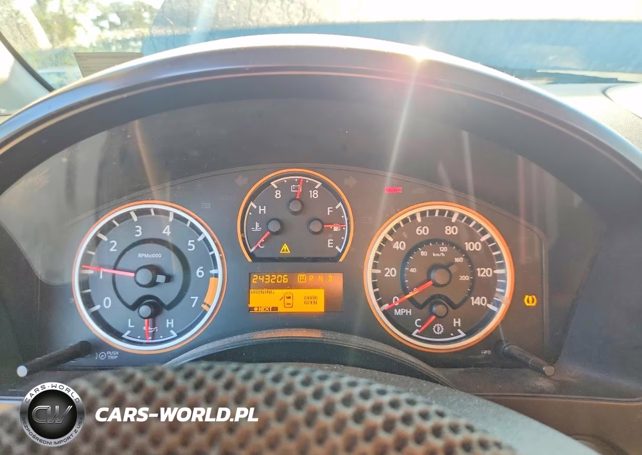 2012 Nissan Titan Sv VIN:1N6BA0ED4CN305328 - 9