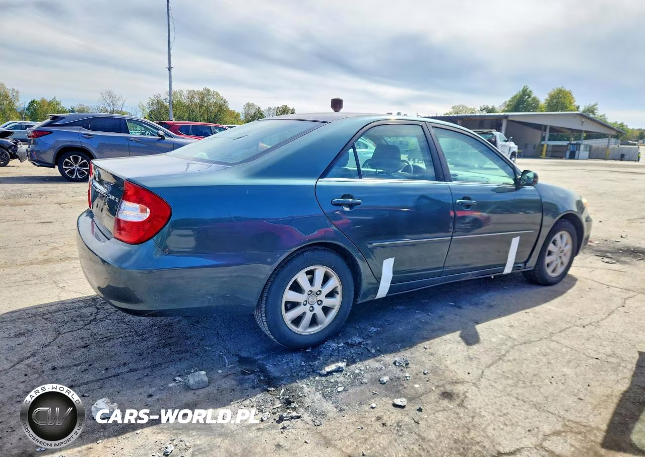 2004 Toyota Camry Xle VIN:4T1BE30K74U262590 - 3