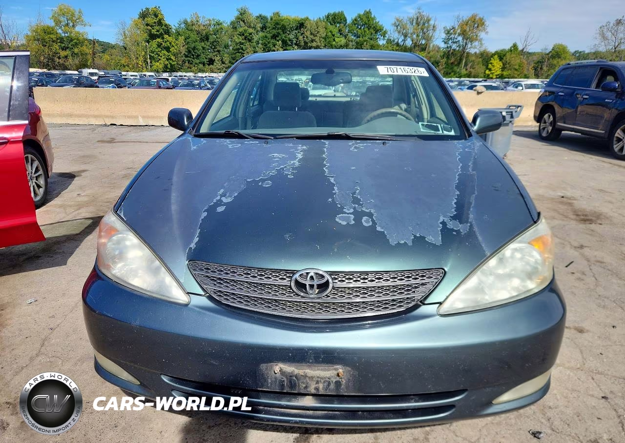 2004 Toyota Camry Xle VIN:4T1BE30K74U262590 - 5